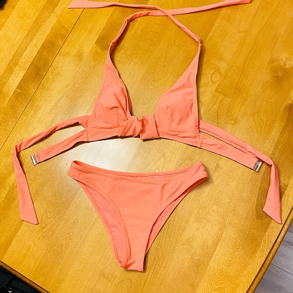 Cupshe coral pink bikini - Picture 3 of 3